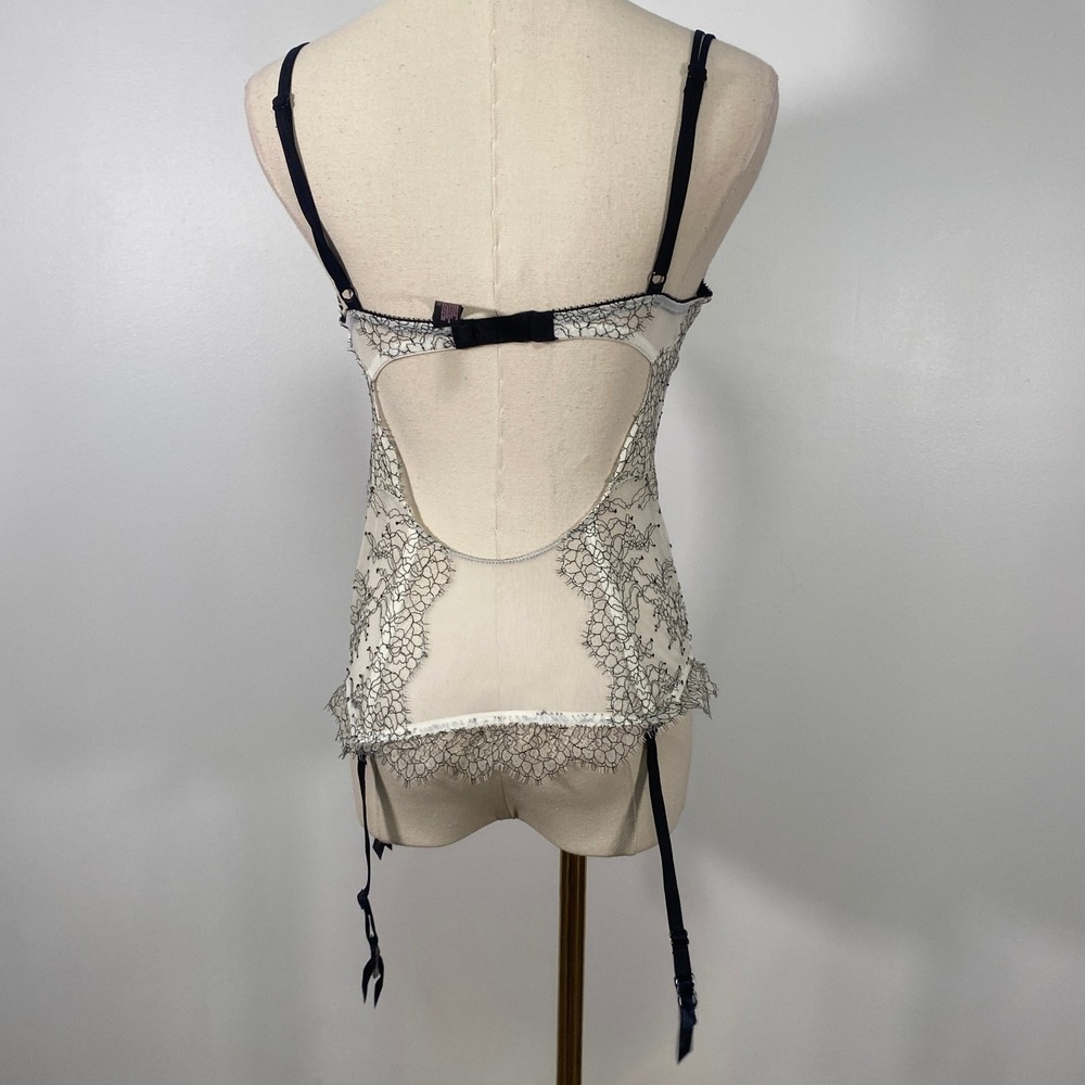 Victoria's Secret 34B White Black Lace Mesh Corset Bustier Lingerie Chemise - Picture 6 of 9